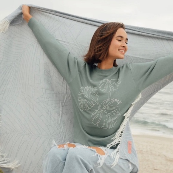 NWT Post Surf Sweatshirt - Picture 1 of 3